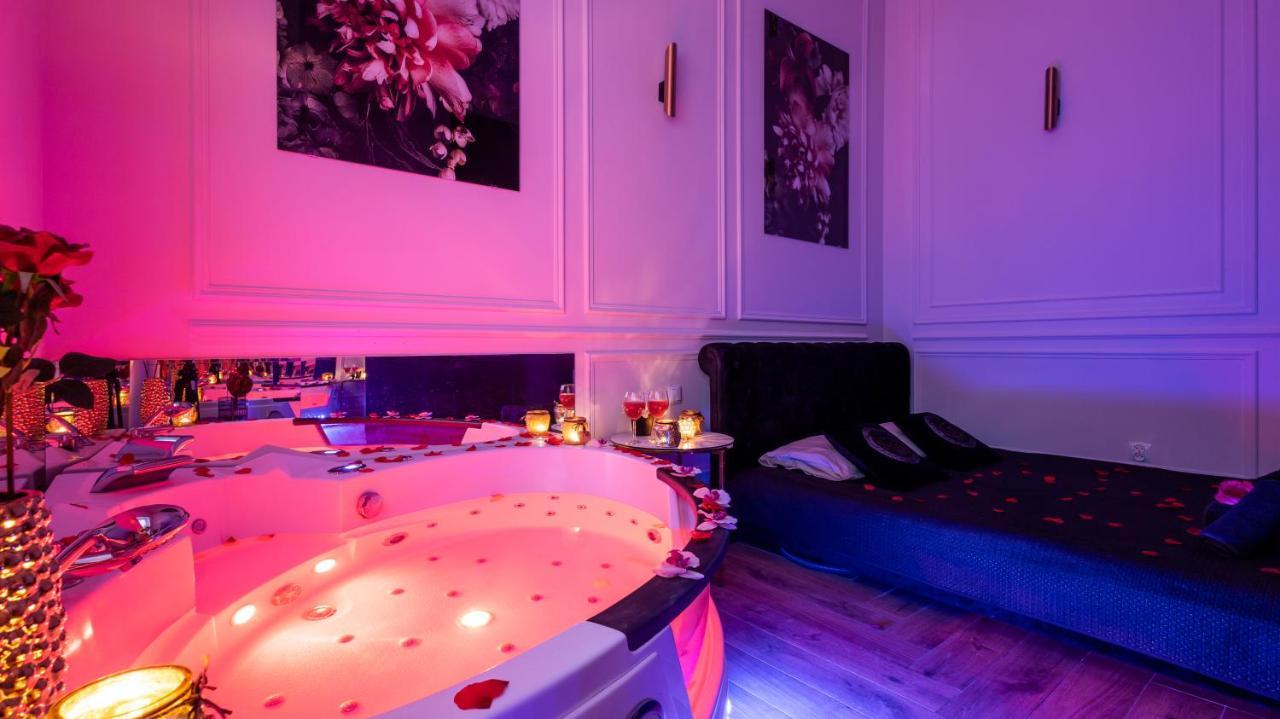 קרקוב Vistula Boulevards Jacuzzi Apartment מראה חיצוני תמונה